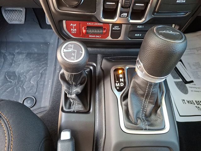 New 2026 Jeep Gladiator Mojave w/ Safety Group image 7