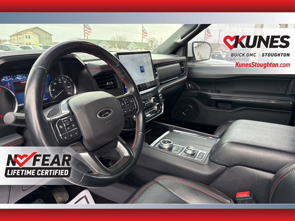 Used 2022 Ford Expedition Limited image 27