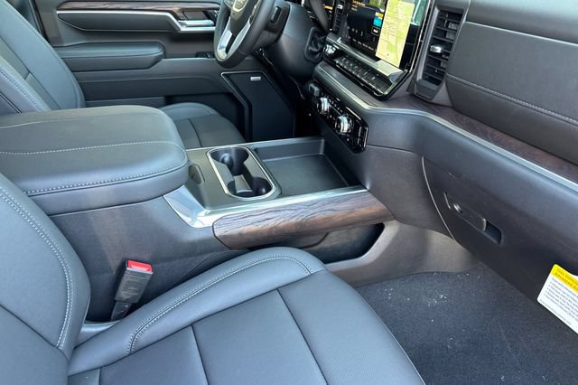 New 2026 GMC Sierra 2500 SLT w/ SLT Premium Package AWD/4WD image 17