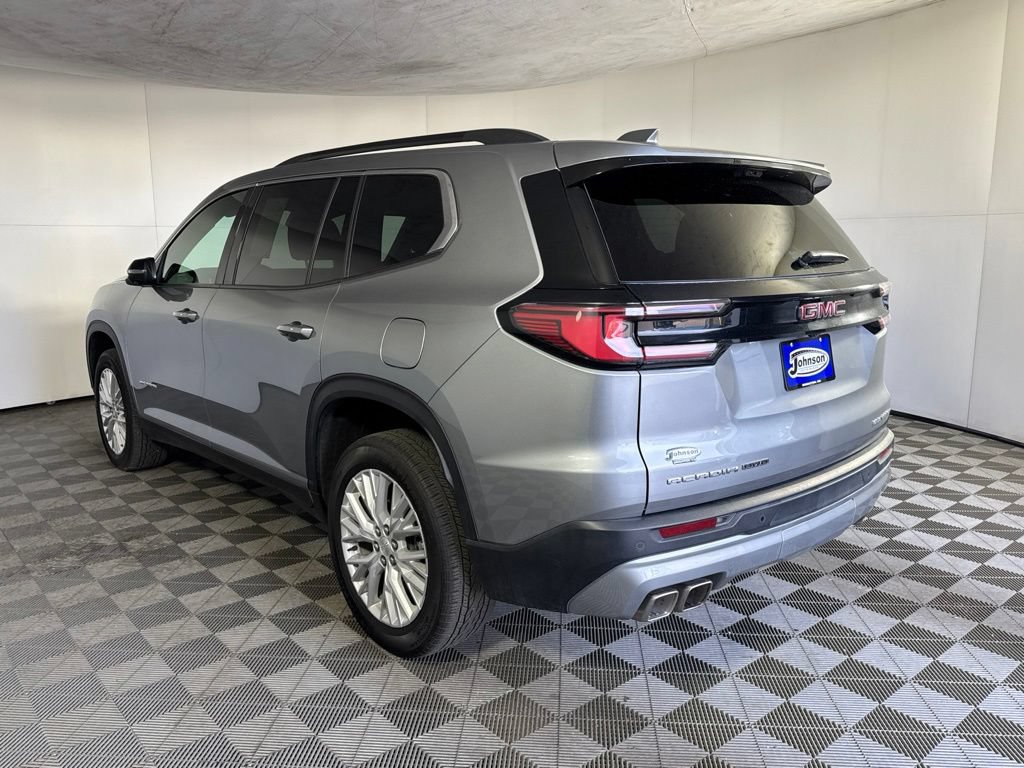 Certified 2026 GMC Acadia Elevation w/ Elevation Premium Package AWD/4WD image 12