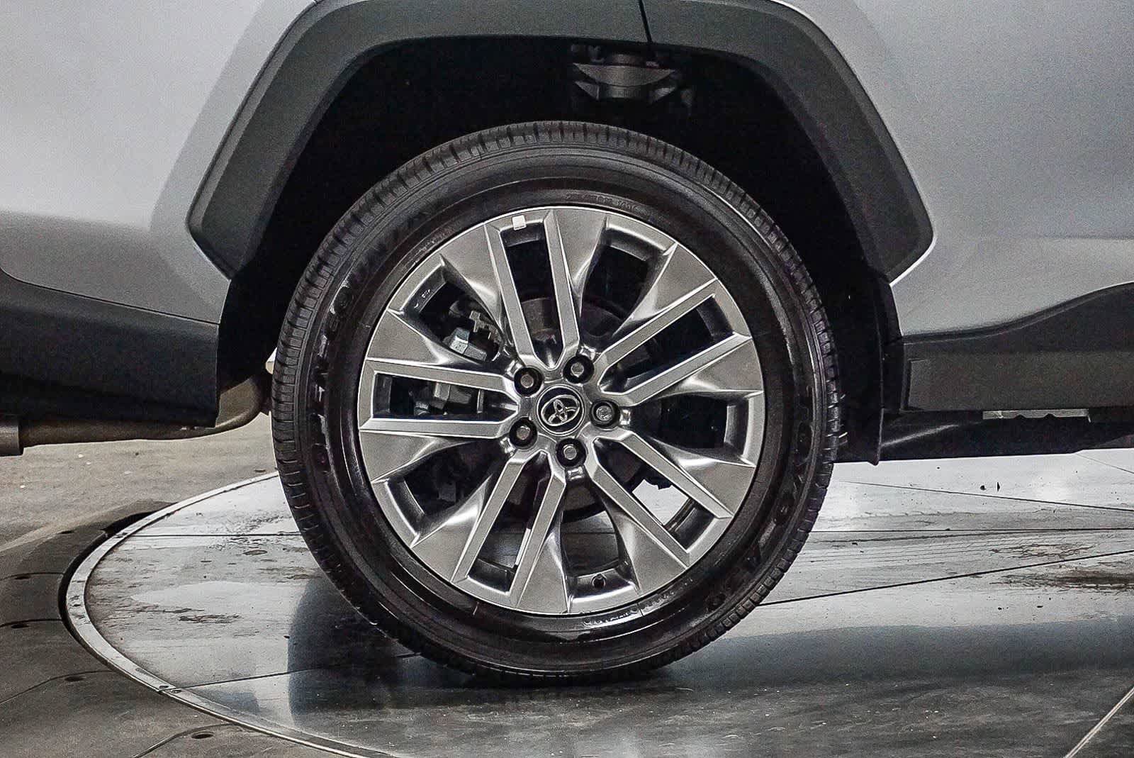 Certified 2025 Toyota RAV4 XLE Premium image 7