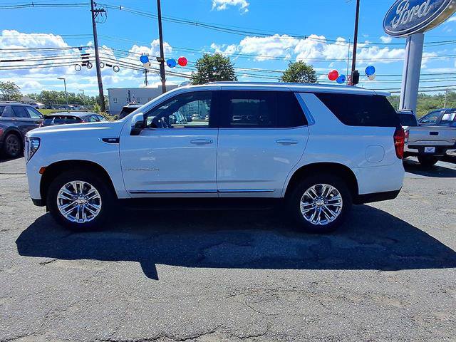 Used 2021 GMC Yukon SLT w/ SLT Premium Package AWD/4WD image 5