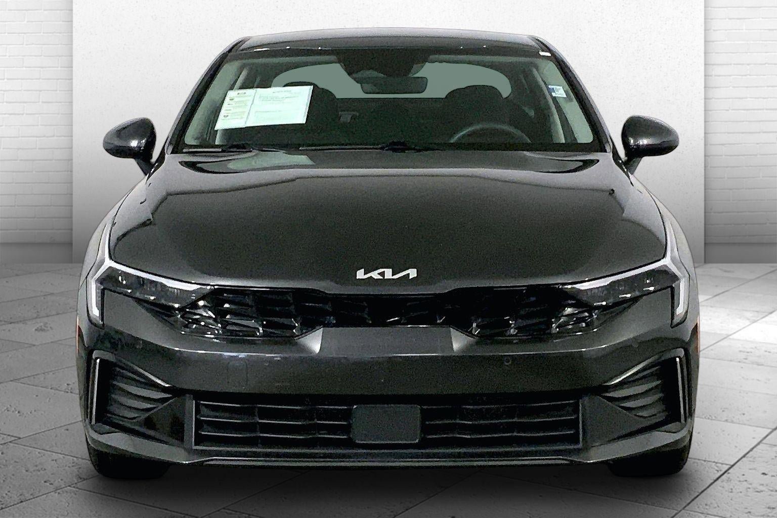 Used 2025 Kia K5 LXS FWD image 2
