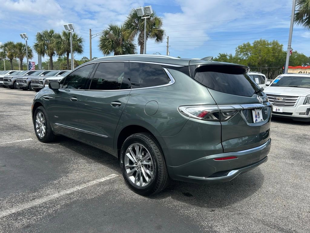 Used 2023 Buick Enclave Avenir w/ Avenir Technology Package image 5