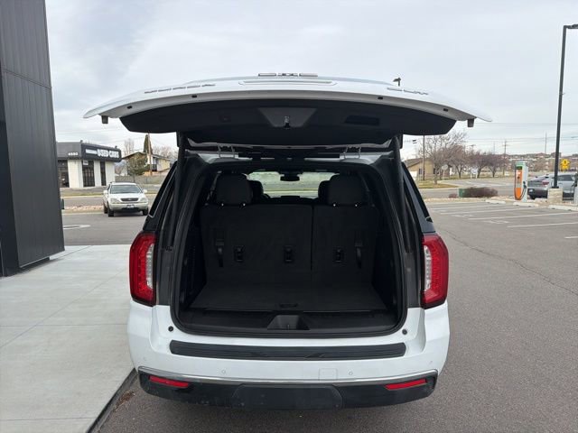 Used 2024 GMC Yukon SLT AWD/4WD image 8