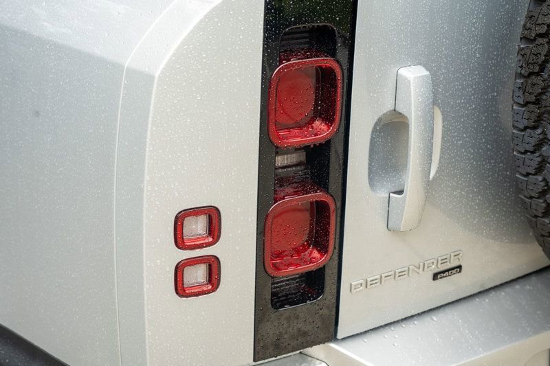 Used 2023 Land Rover Defender 130 SE AWD/4WD image 16
