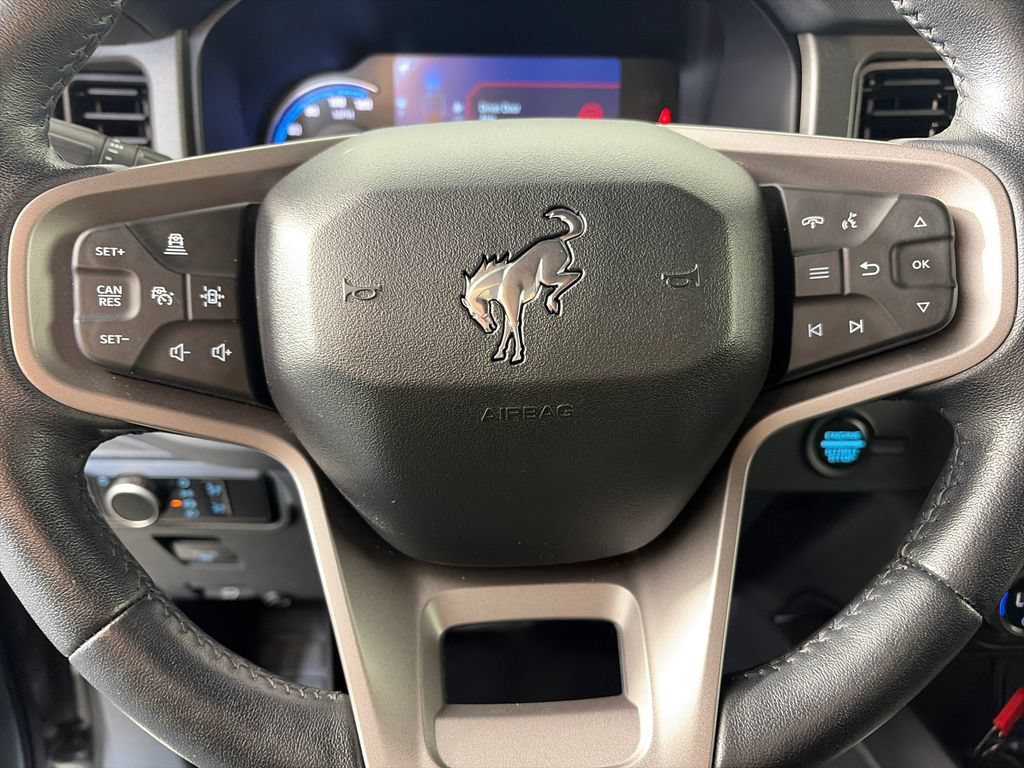 Certified 2024 Ford Bronco Badlands AWD/4WD image 16