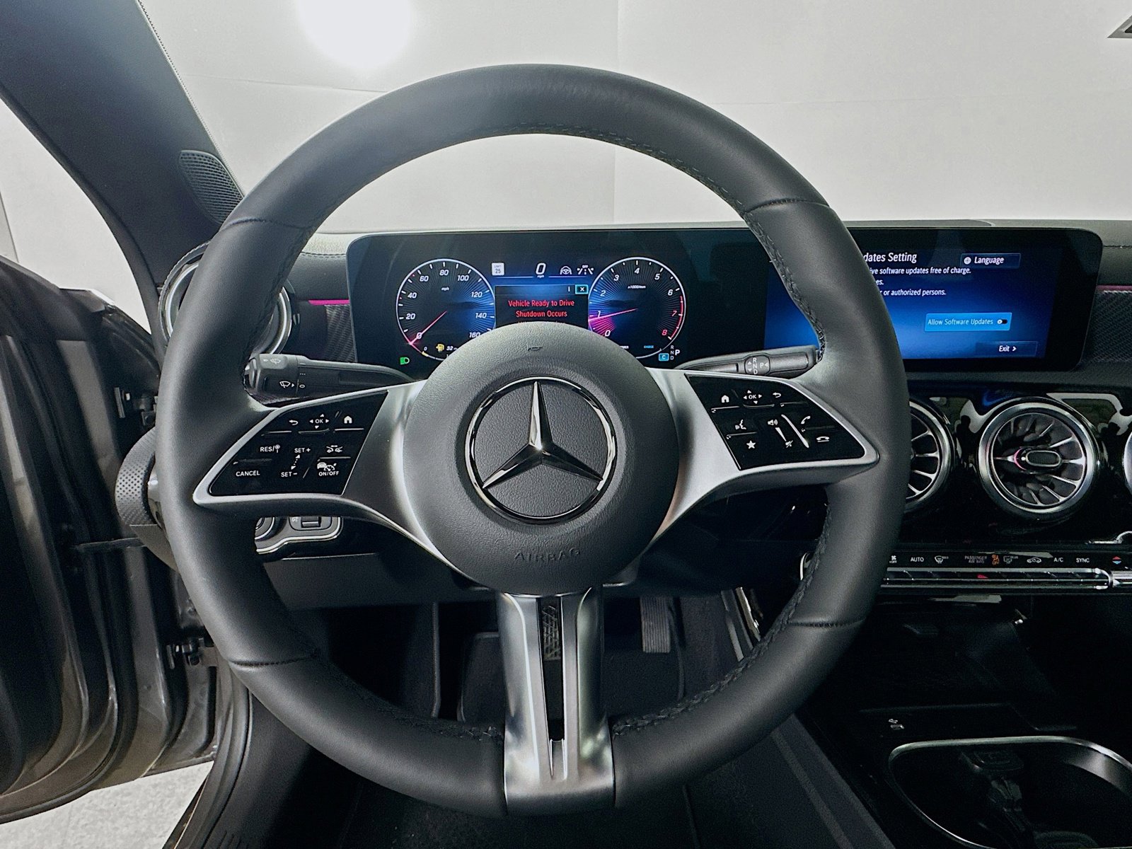 Certified 2025 Mercedes-Benz CLA 250 4MATIC image 11