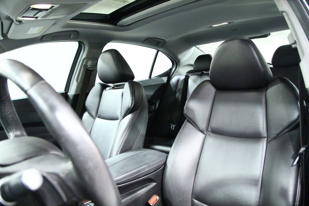 Used 2015 Acura TLX V6 image 6