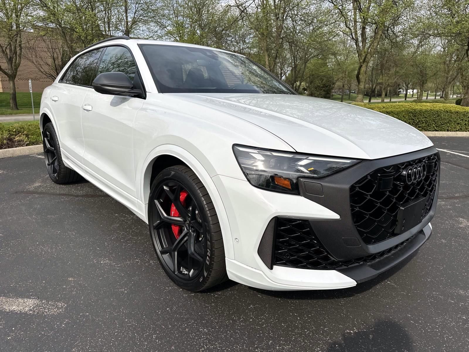 Used 2025 Audi RS Q8 performance AWD/4WD image 3
