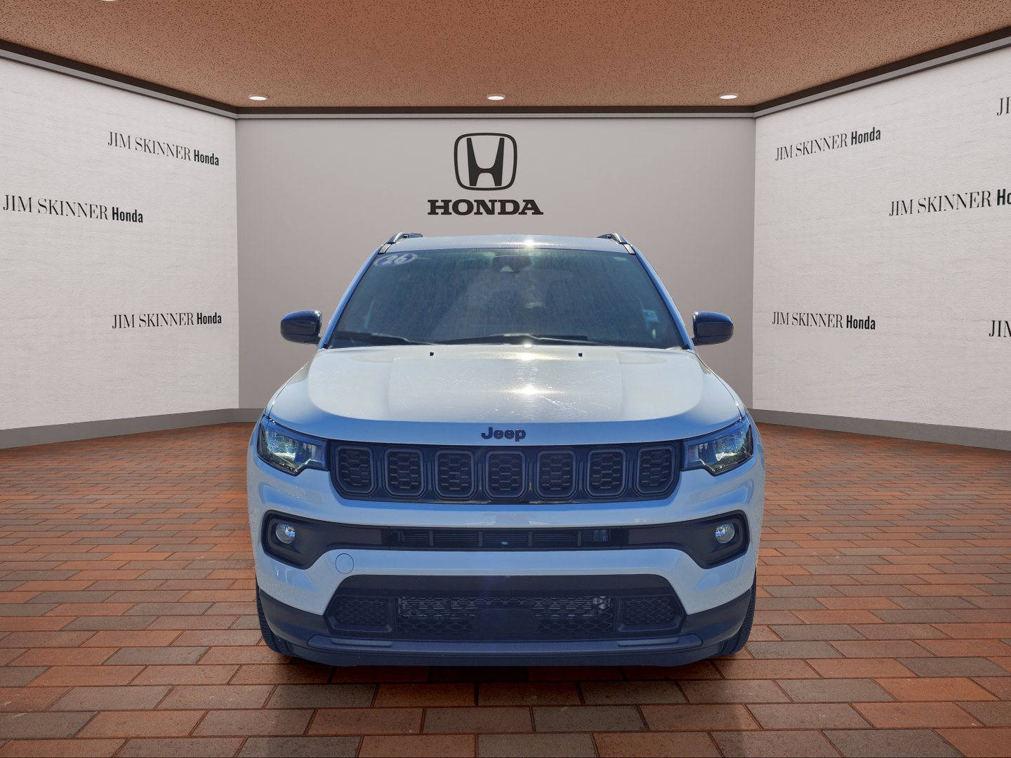 Used 2026 Jeep Compass Latitude AWD/4WD image 2