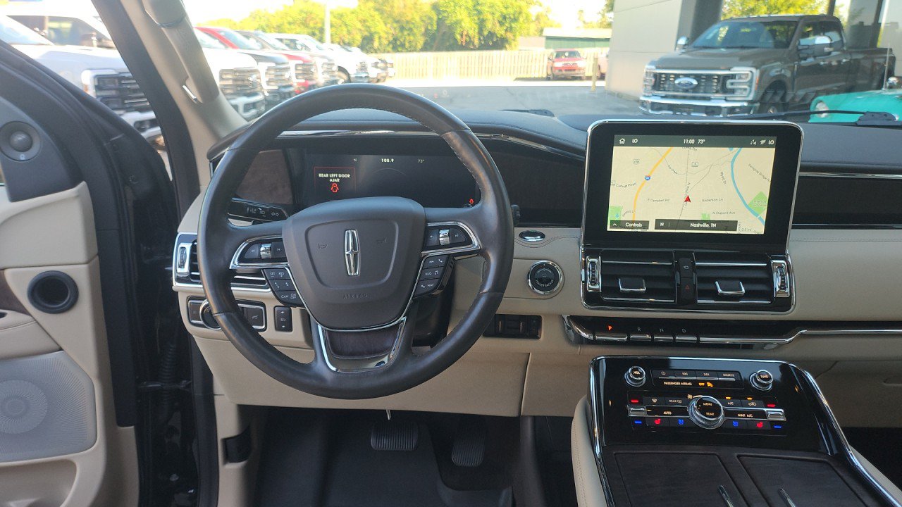 Used 2021 Lincoln Navigator Reserve w/ Luxury Package AWD/4WD image 14