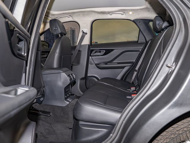 Used 2019 Jaguar F-PACE Premium AWD/4WD image 22