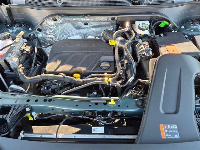 New 2026 Chevrolet Trax LT w/ Midnight Edition FWD image 16