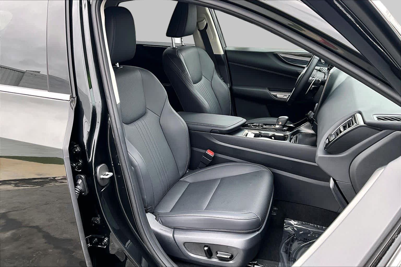 Used 2026 Lexus NX 350h AWD w/ Accessory Package (2T) image 9