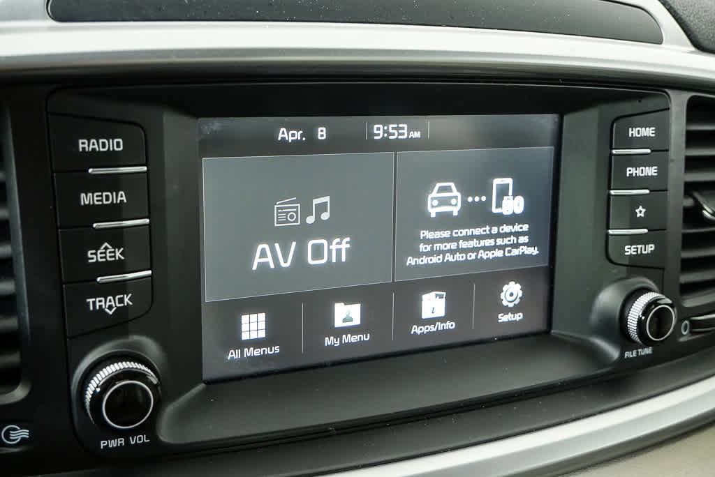 Used 2020 Kia Sorento LX image 12