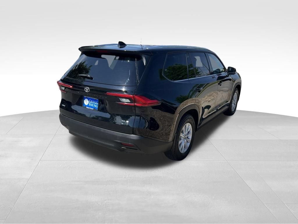 Used 2024 Toyota Grand Highlander AWD image 6
