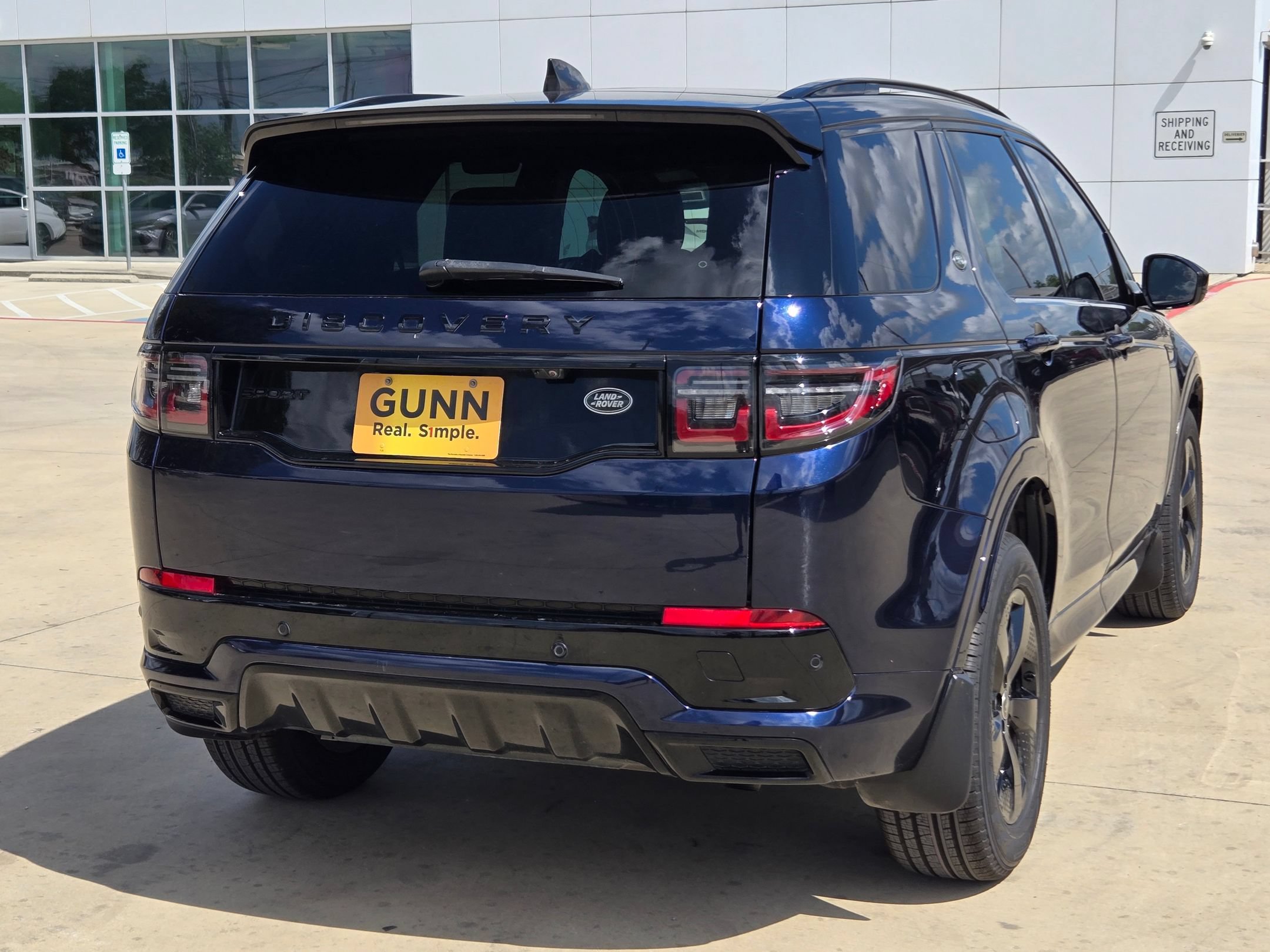 Used 2023 Land Rover Discovery Sport S R-Dynamic AWD/4WD image 7