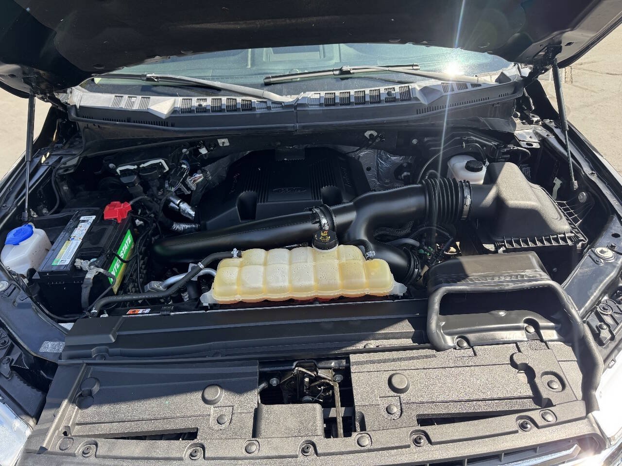Used 2018 Ford F150 XLT w/ Equipment Group 301A Mid AWD/4WD image 18
