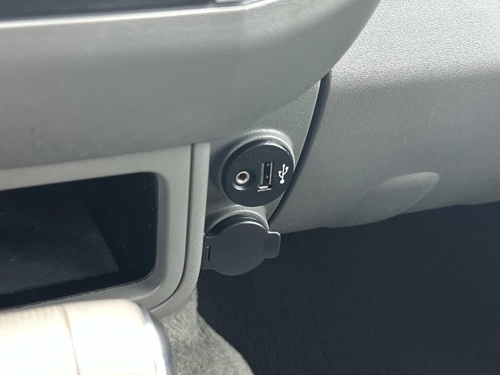Used 2018 Nissan Frontier SV RWD image 31