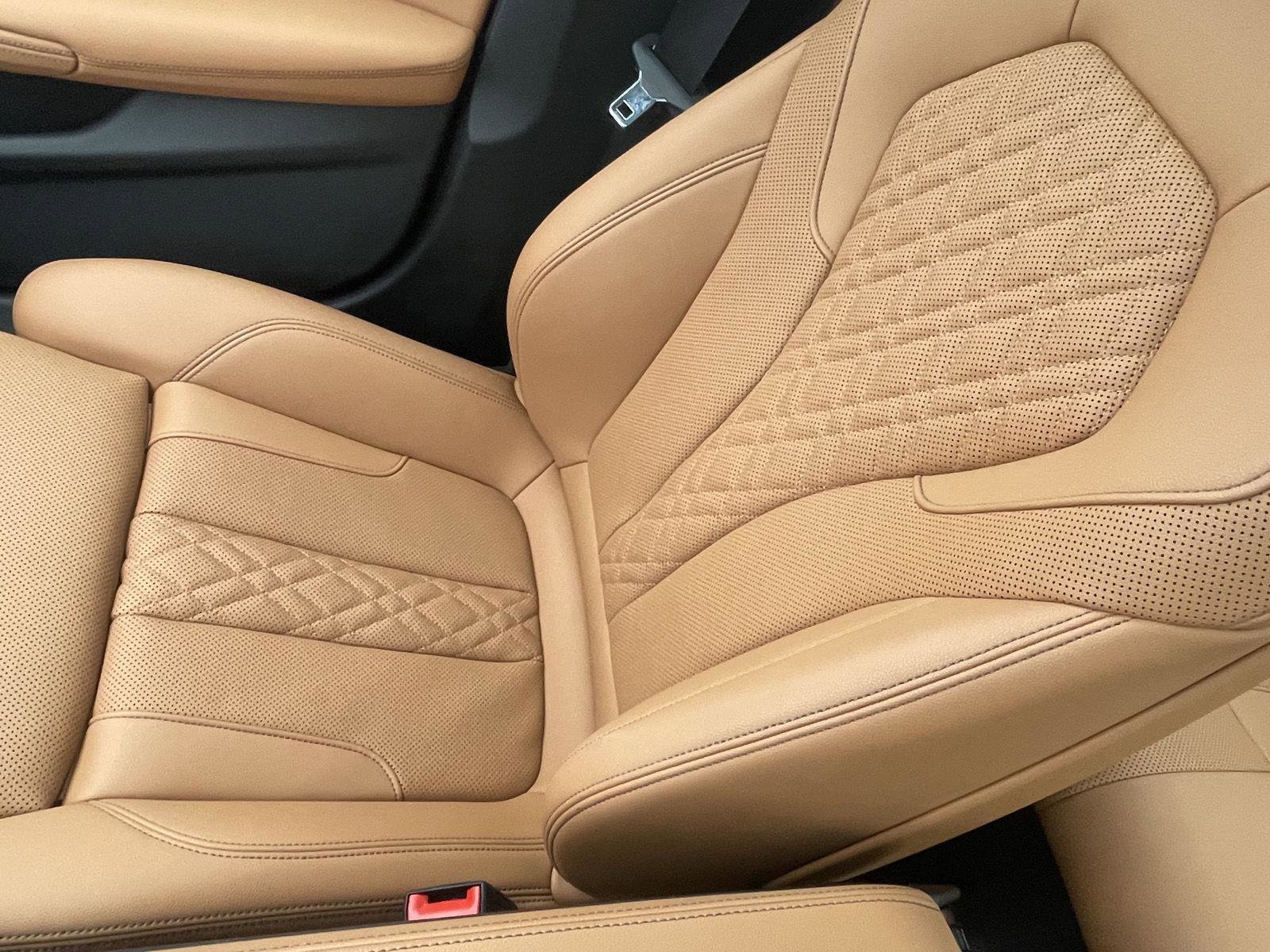 Used 2023 BMW 530e xDrive w/ Premium Package image 20