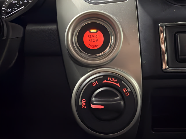 Used 2019 Nissan Titan SV AWD/4WD image 21
