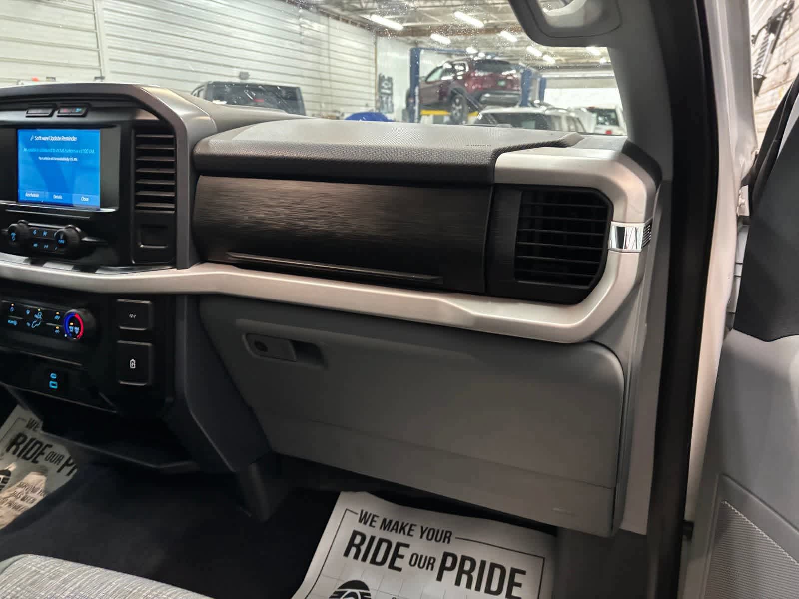 Used 2023 Ford F150 XLT AWD/4WD image 28