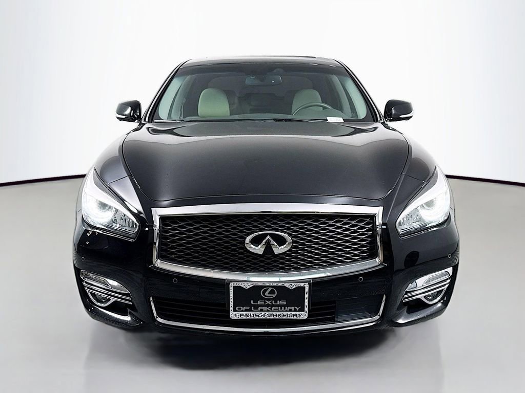 Used 2019 INFINITI Q70 Luxe w/ Proactive Package image 2