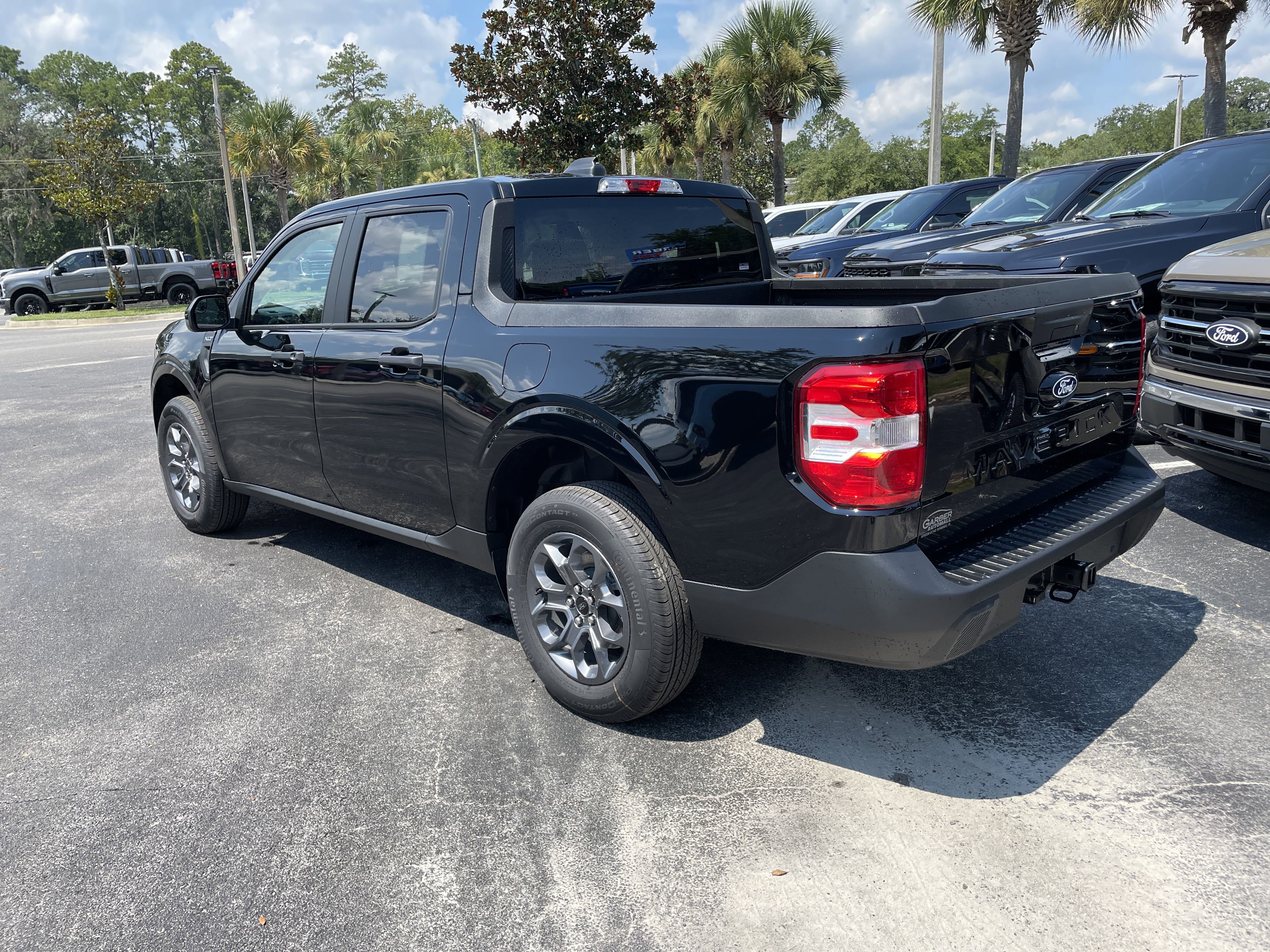 New 2025 Ford Maverick XLT w/ XLT Luxury Package image 5