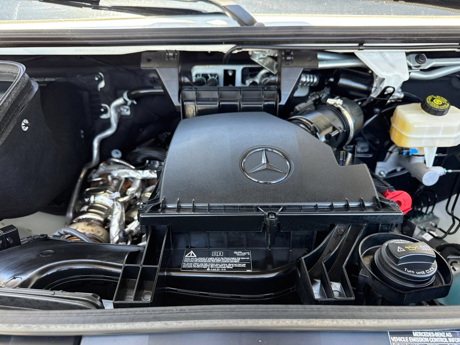 Used 2025 Mercedes-Benz Sprinter 2500 image 36