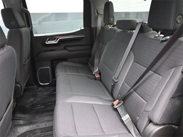 Used 2023 GMC Sierra 1500 SLE image 17