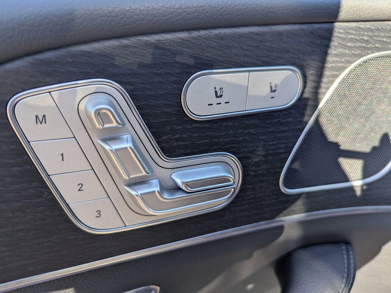 Used 2025 Mercedes-Benz GLE 350 4MATIC image 30