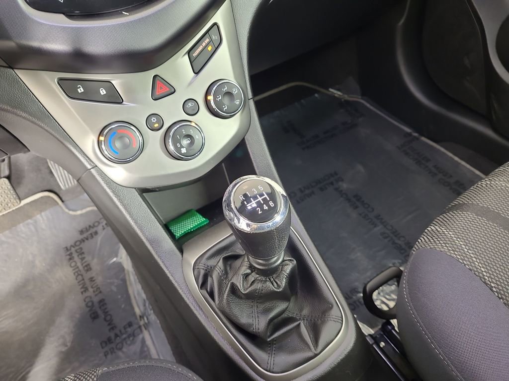 Used 2013 Chevrolet Sonic LT image 14