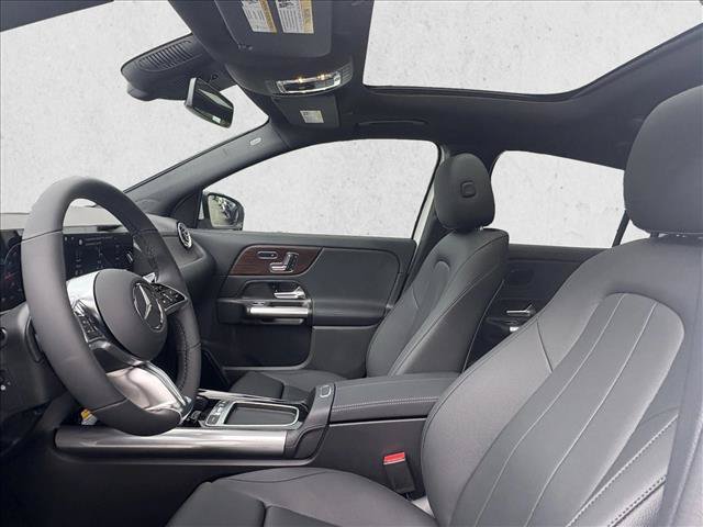 Used 2026 Mercedes-Benz GLA 250 image 14