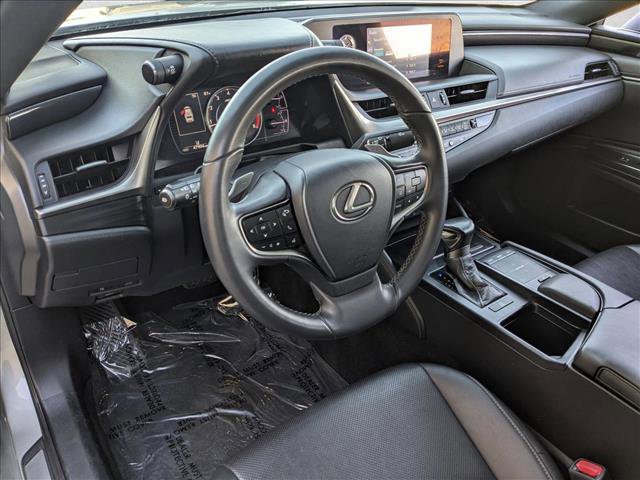 Used 2019 Lexus ES 350 w/ Accessory Package image 10
