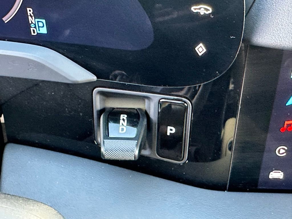 Certified 2025 Porsche Taycan 4S image 35