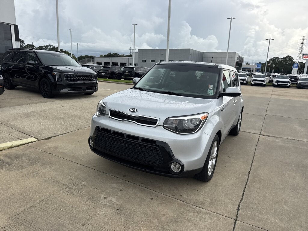 Used 2016 Kia Soul + w/ Primo Package FWD image 4