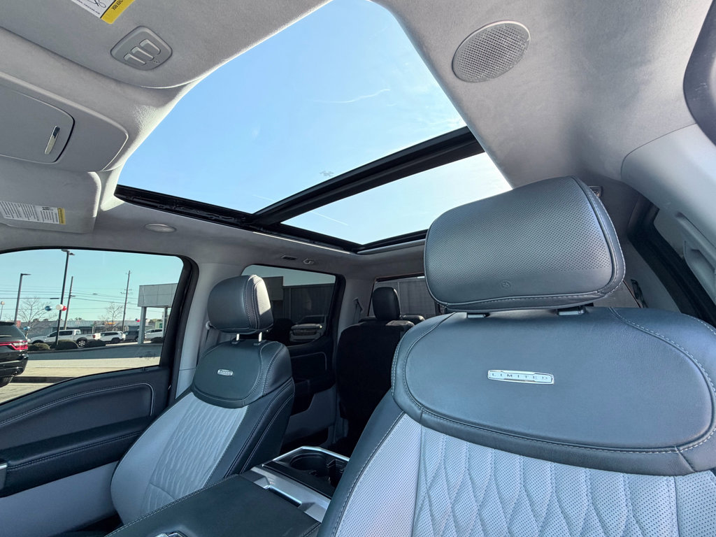 Used 2022 Ford F150 Limited image 10