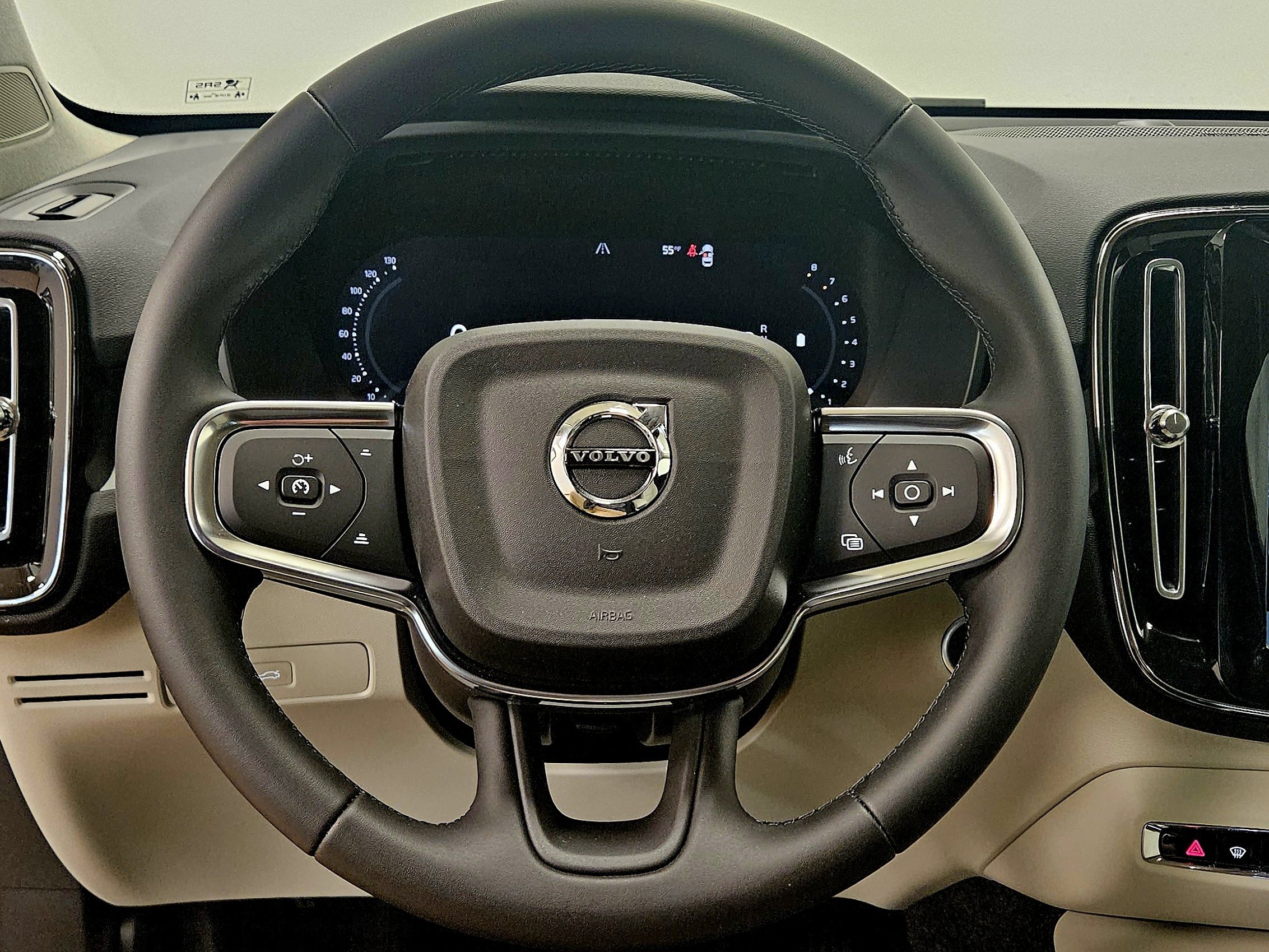 New 2026 Volvo XC40 B5 Ultra w/ Climate Package AWD/4WD image 41