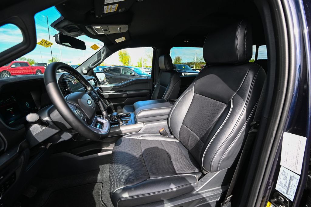 Used 2025 Ford F150 Lariat AWD/4WD image 18