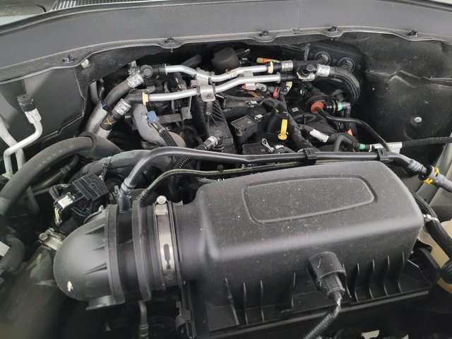 Used 2022 Ford Explorer XLT image 28