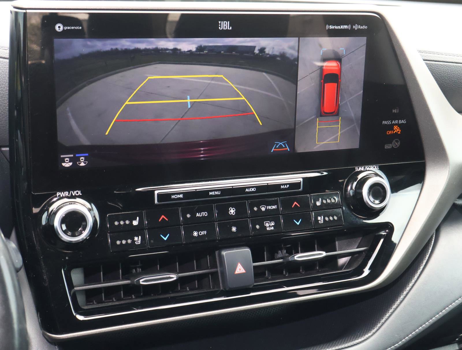 Used 2022 Toyota Highlander Limited image 30