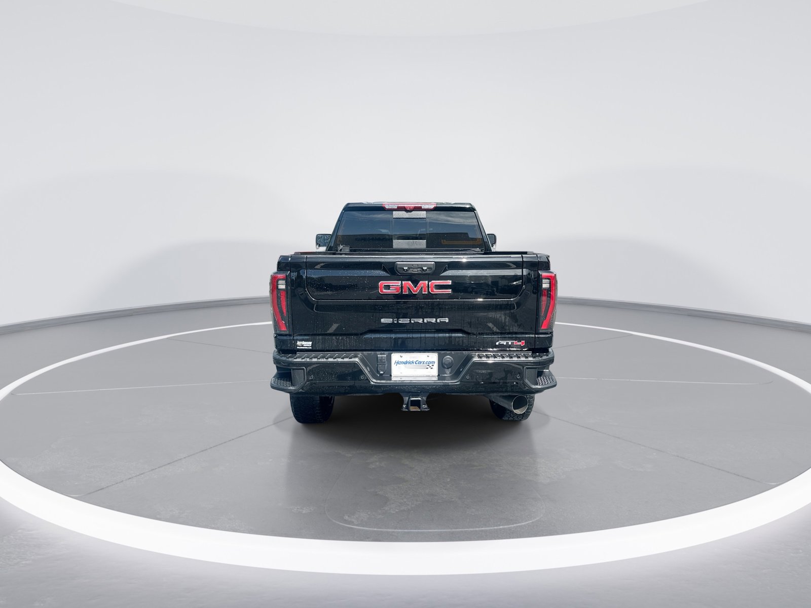 Used 2025 GMC Sierra 2500 AT4 w/ AT4 Premium Plus Package AWD/4WD image 8