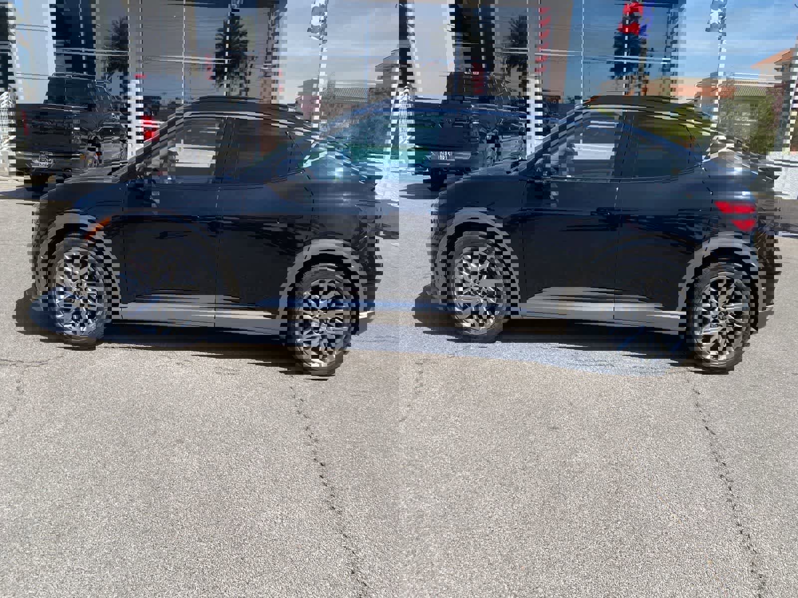 Used 2023 Genesis GV60 Advanced w/ Cargo Package image 10