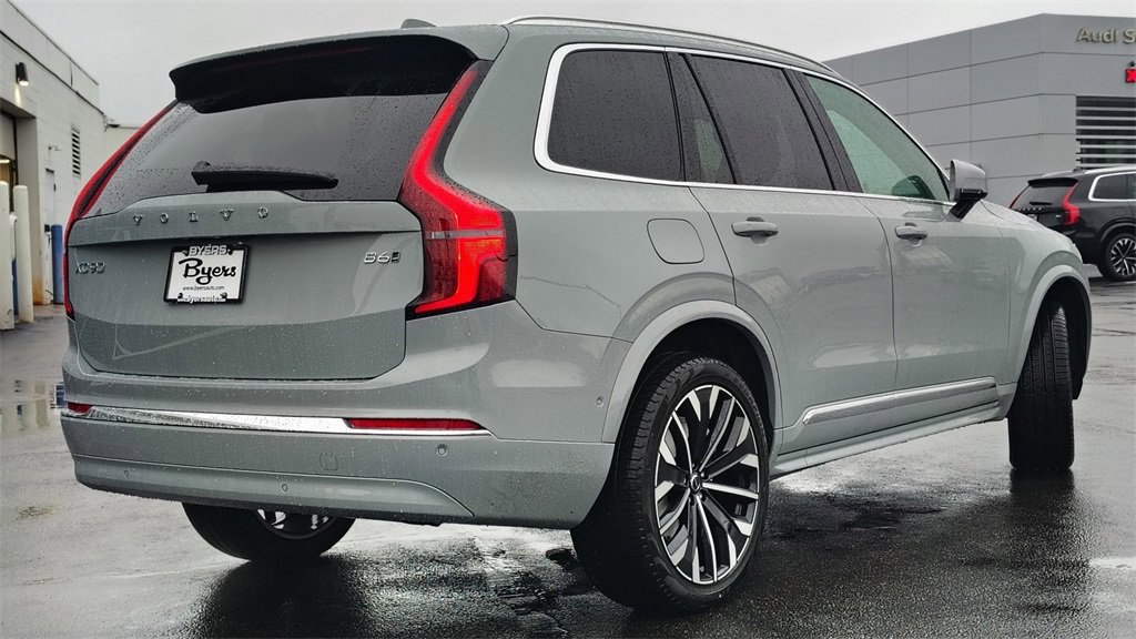 New 2026 Volvo XC90 B6 Plus image 3