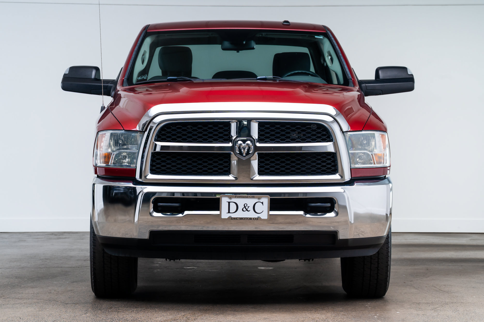 Used 2014 RAM 2500 Tradesman w/ Chrome Appearance Group AWD/4WD image 2