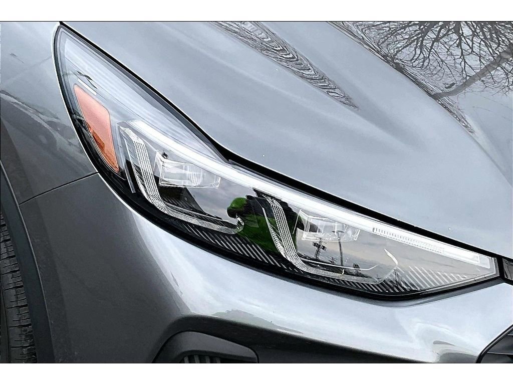 Used 2024 Ford Escape Platinum AWD/4WD image 32