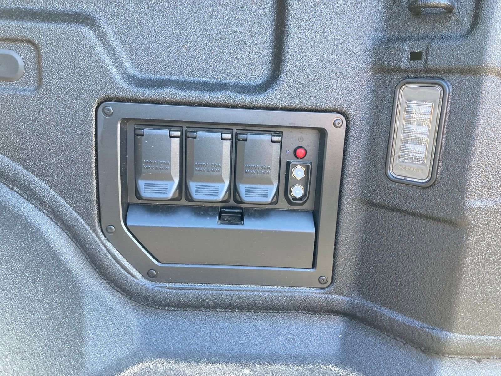 New 2025 Chevrolet Silverado EV RST image 45