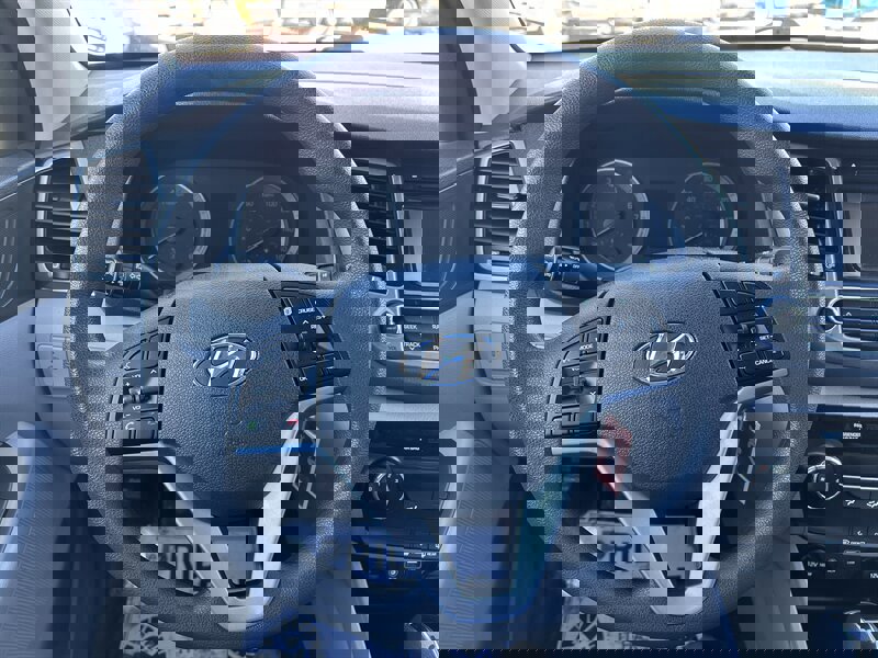 Used 2017 Hyundai Tucson SE image 13