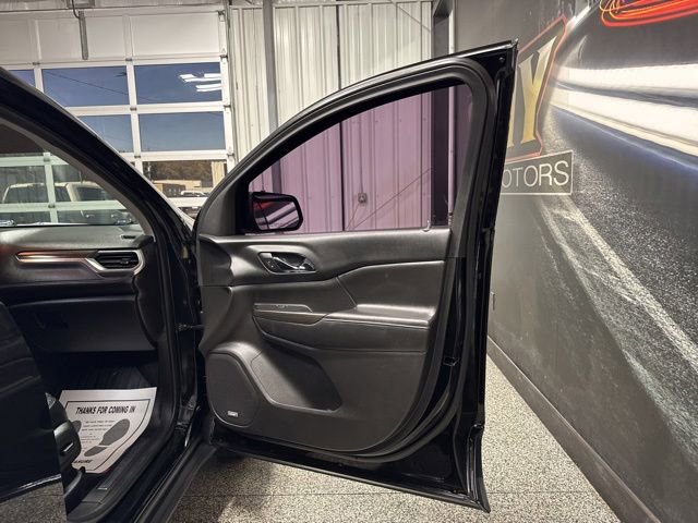 Used 2018 GMC Acadia SLT FWD image 29